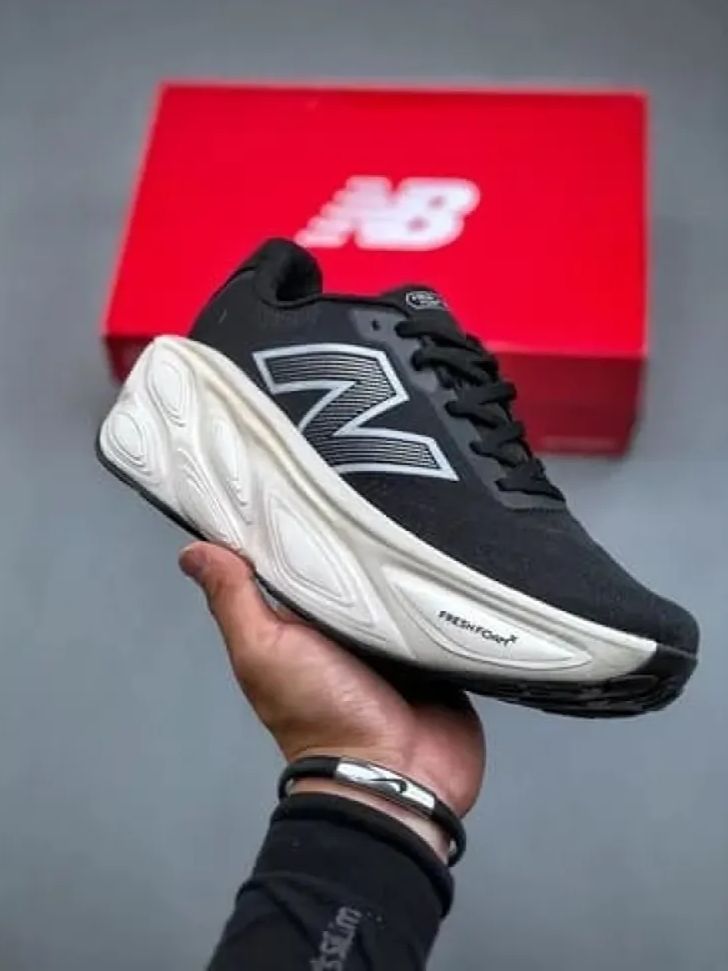 Buy First Copy New Balance Fresh Foam More V5 Running Shoes - Master Quality 7A Mirror at Lowest Price Online India