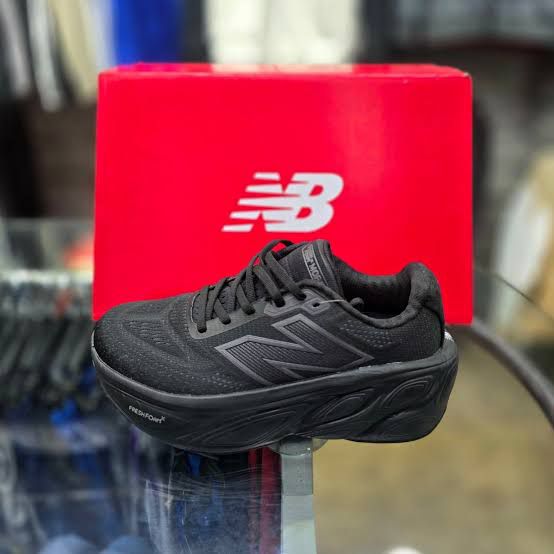Buy First Copy New Balance Fresh Foam More V5 Running Shoes - Master Quality 7A Mirror at Lowest Price Online India