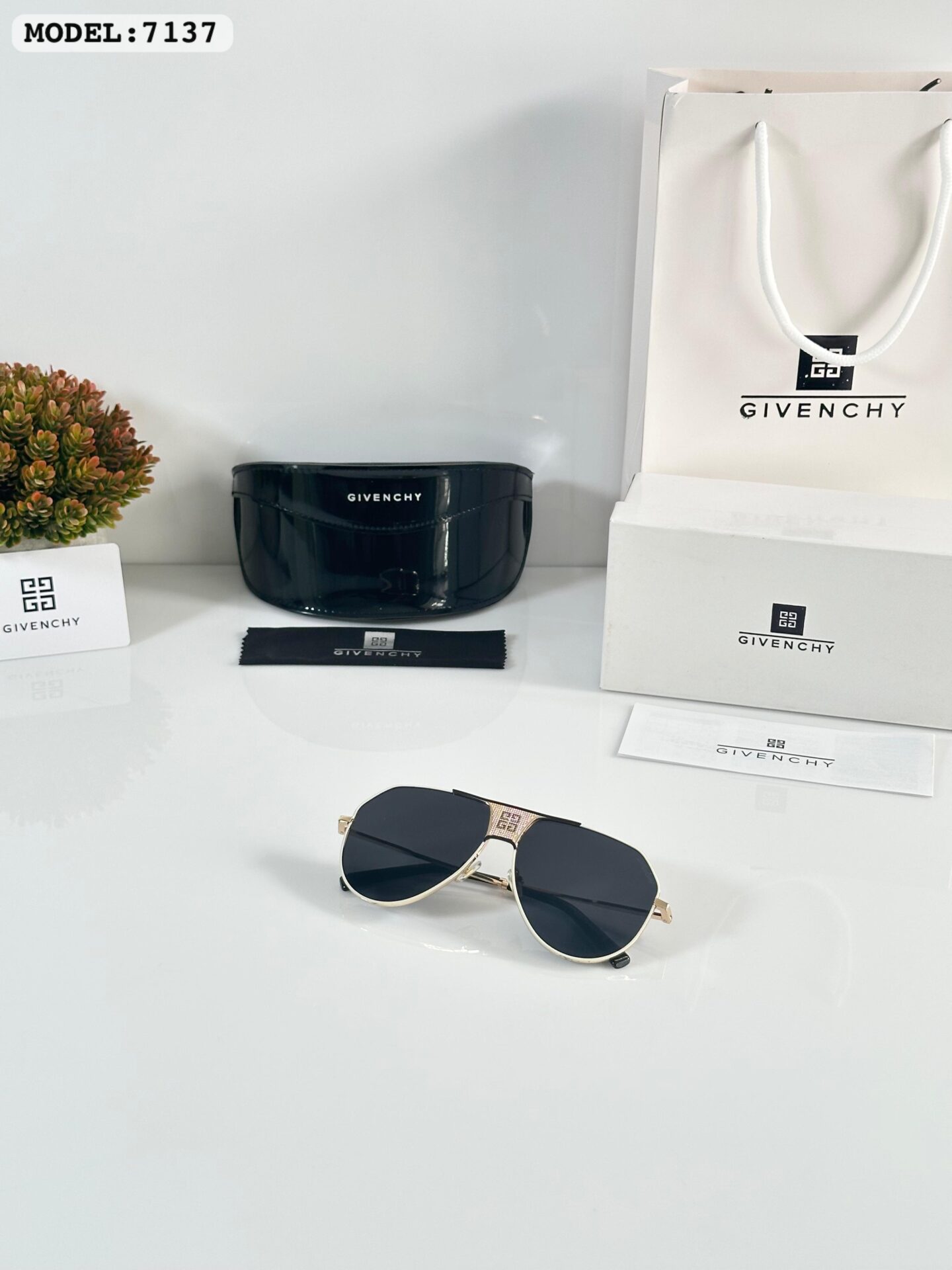 Buy First Copy ivenchy Aviator Sunglasses for Unisex - Master Quality 7A Mirror at Lowest Price Online India