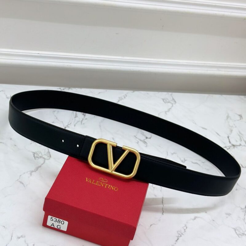 First Copy Valentino Garavani VLogo Signature Belt for Unisex – Master Quality 7A Mirror Buy First Copy Valentino Garavani VLogo Signature Belt for Unisex - Master Quality 7A Mirror at Lowest Price Online India