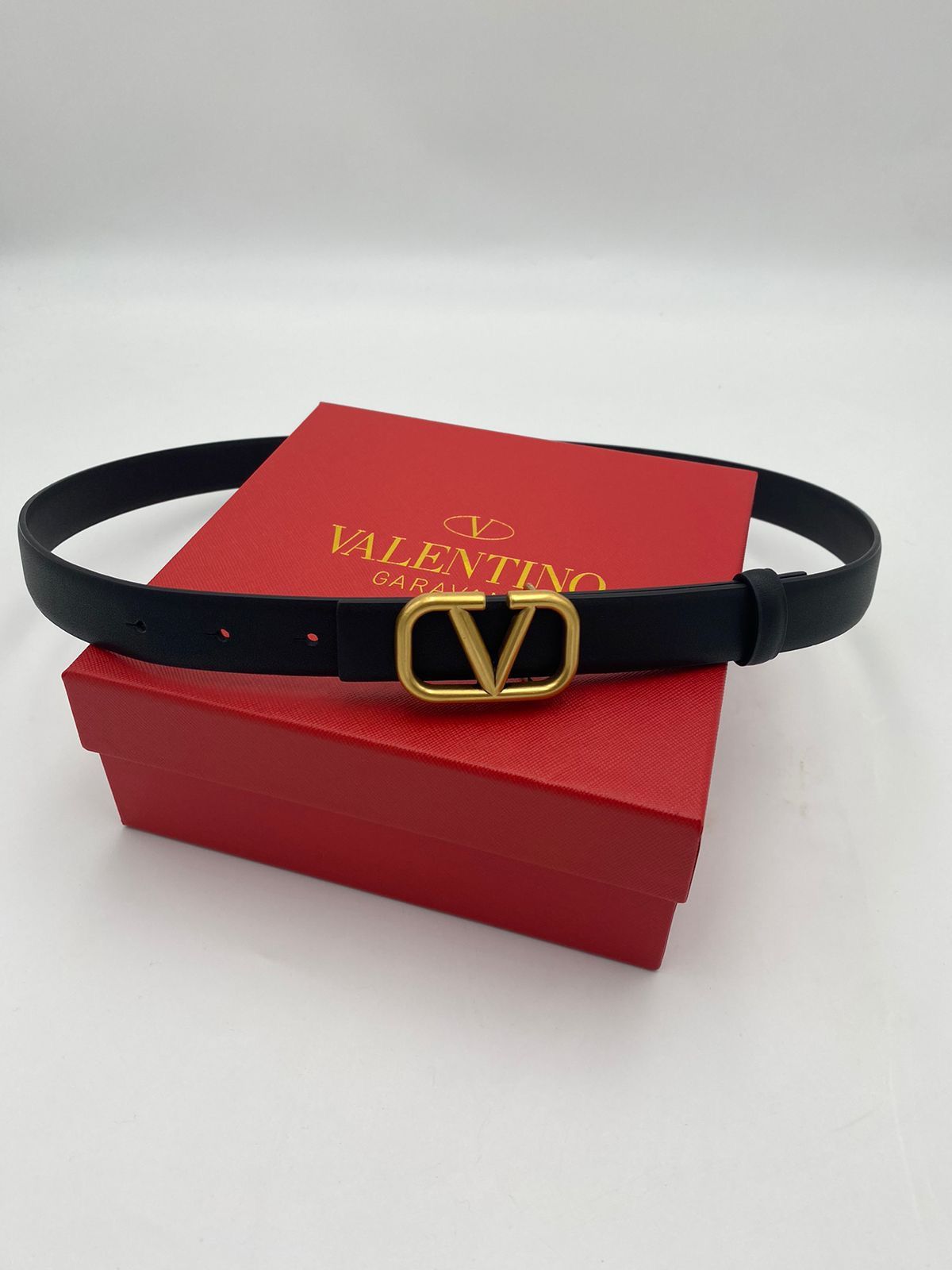 Buy First Copy Valentino Garavani VLogo Signature Belt for Unisex - Master Quality 7A Mirror at Lowest Price Online India