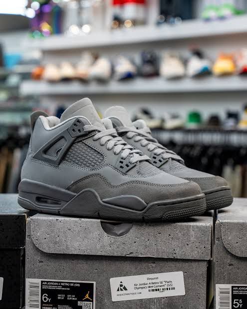 Buy First Copy Air Jordan Retro 4 Cool Grey Men’s Shoes - Master Quality 7A Mirror at Lowest Price Online India