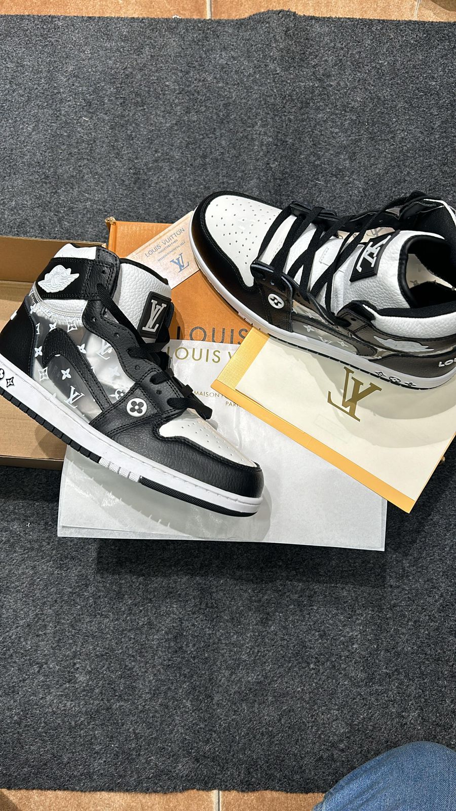 Buy First Copy Air Jordan 1 x Louis Vuitton High Ankle Sneakers For Men - Master Quality 7A Mirror at Lowest Price Online India