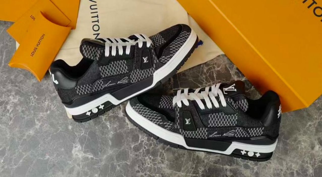 Buy First Copy Louis Vuitton Sneakers Unisex Luxury and Street Style - Master Quality 7A Mirror at Lowest Price Online India