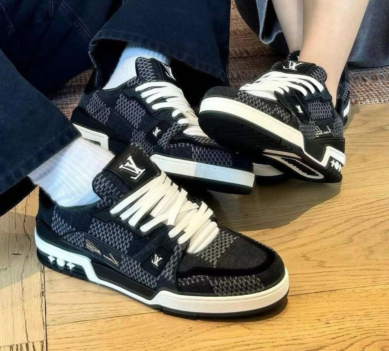 Buy First Copy Louis Vuitton Sneakers Unisex Luxury and Street Style - Master Quality 7A Mirror at Lowest Price Online India