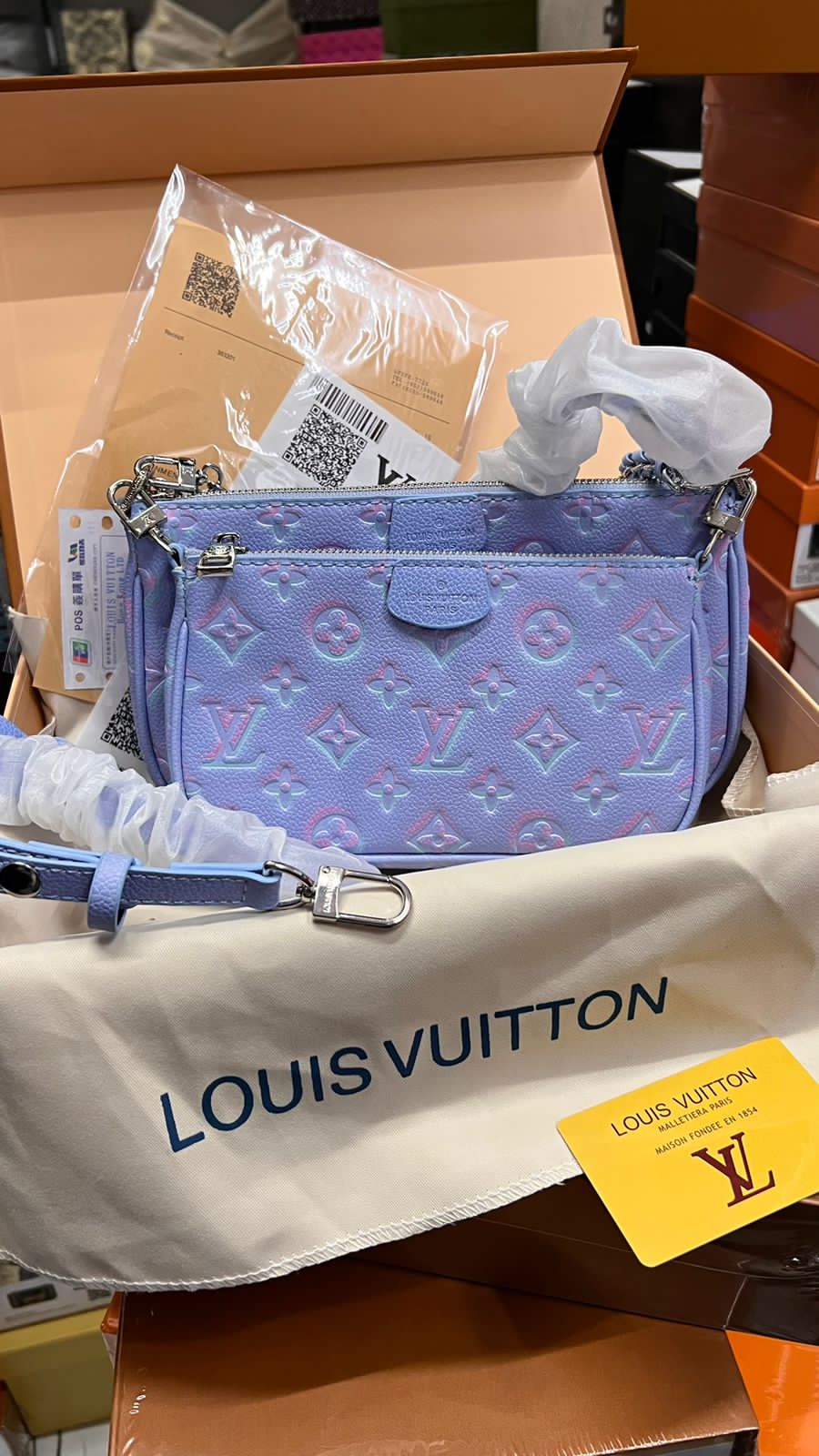 Buy First Copy Louis Vuitton Multi Pochette Women Crossbody Bag - Master Quality 7A Mirror at Lowest Price Online India