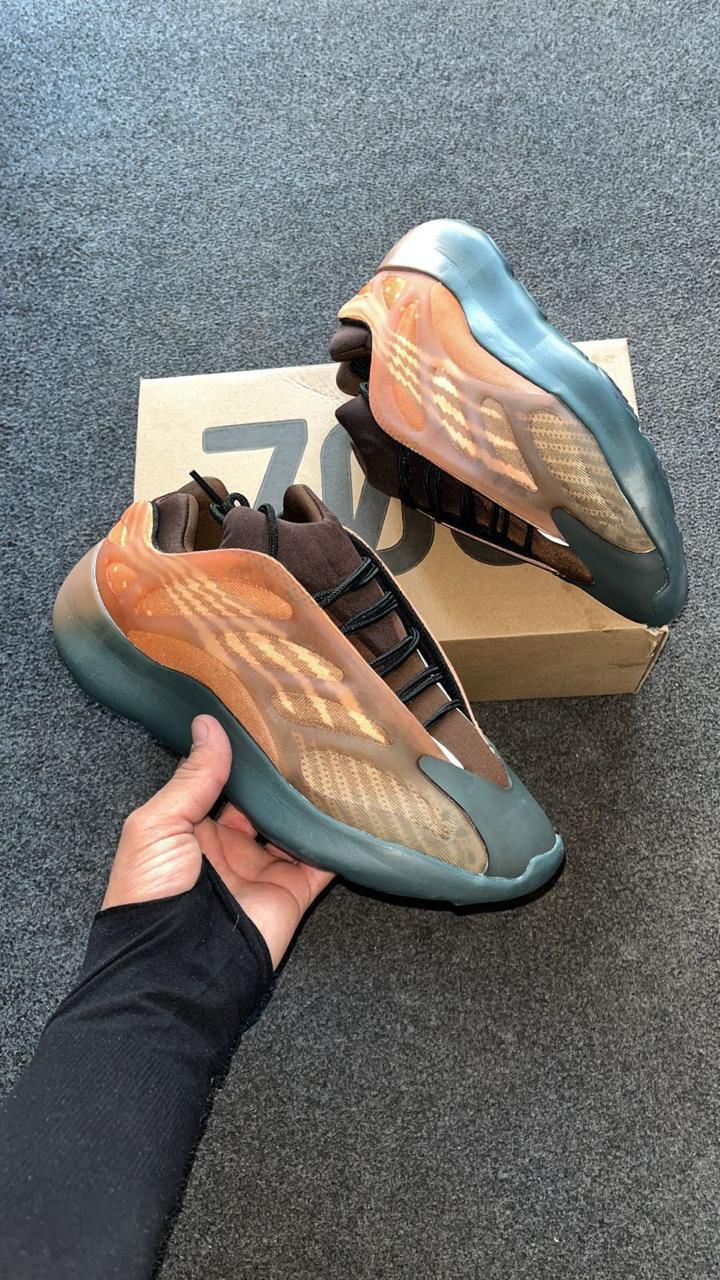 Buy First Copy Adidas Yeezy 700 V3 Men’s Shoes - Master Quality 7A Mirror at Lowest Price Online India