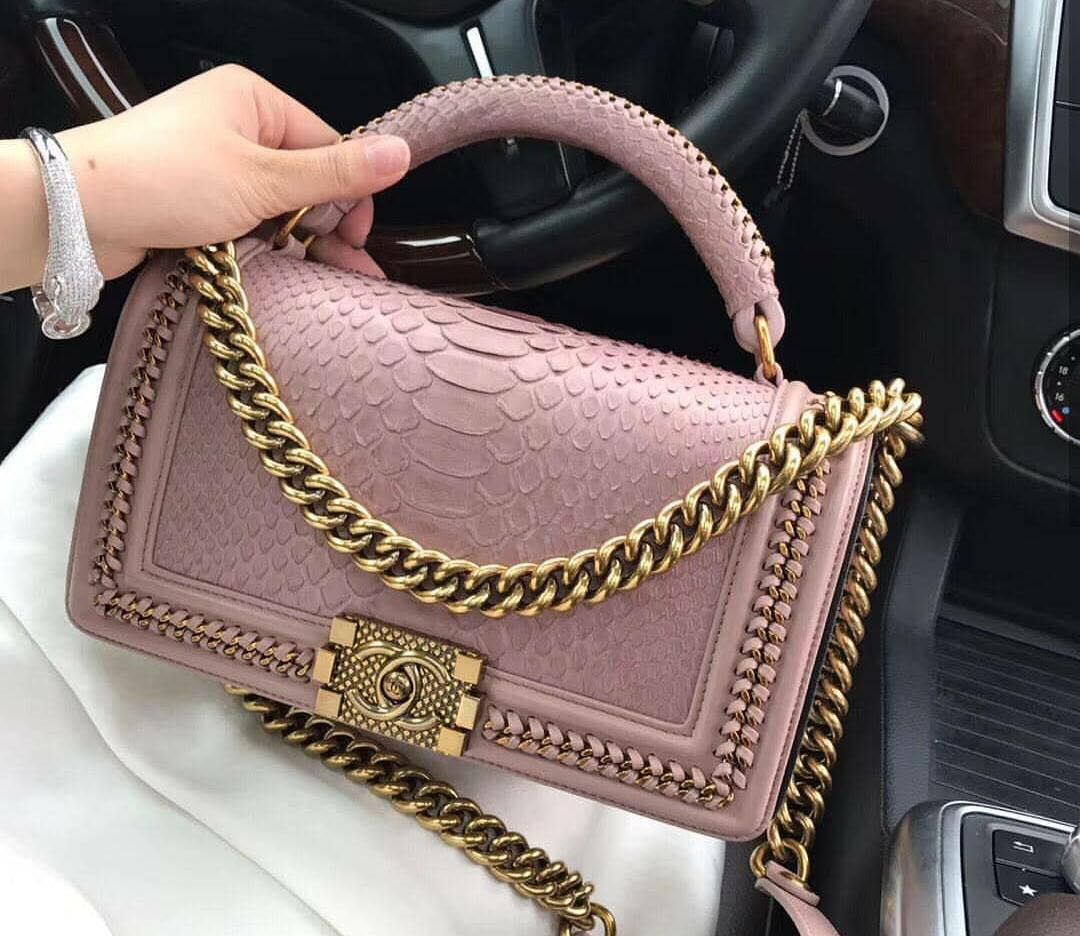 Buy First Copy Chanel Boy Handbag For Women - Master Quality 7A Mirror at Lowest Price Online India