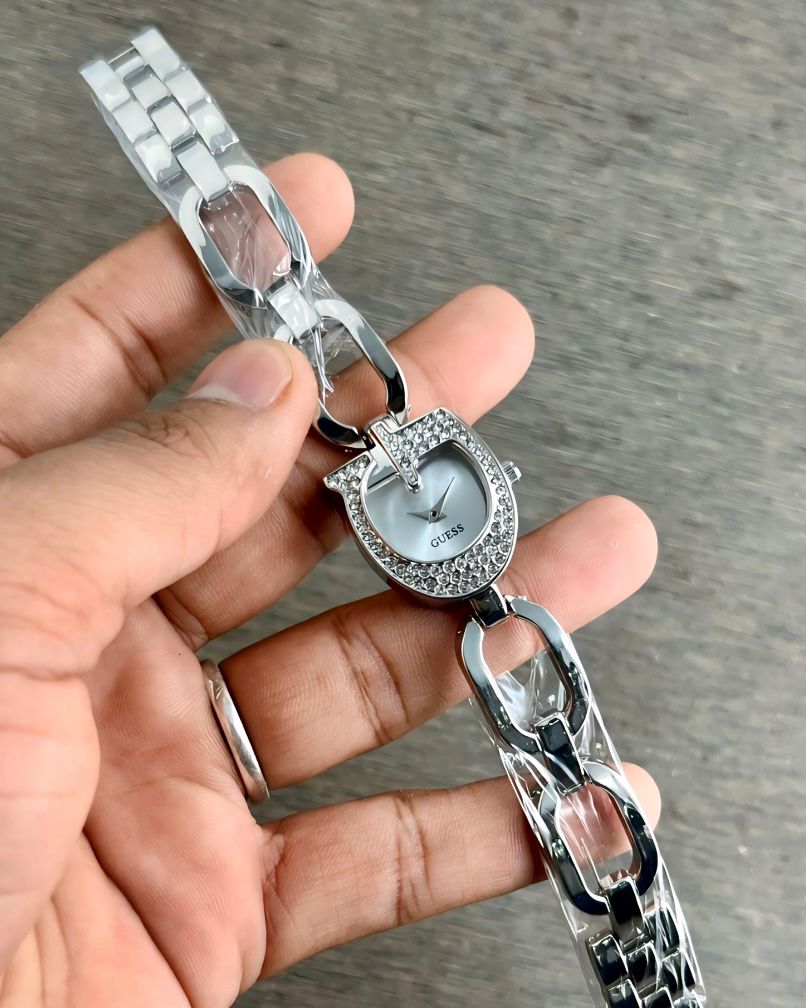 Buy First Copy Guess Gia Women Analog Watch 22mm - Master Quality 7A Mirror at Lowest Price Online India