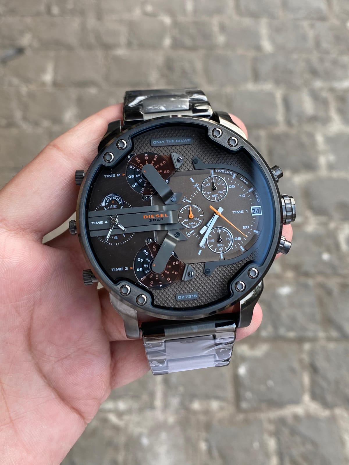 Buy First Copy Diesel Big Daddy Men’s Watch - Master Quality 7A Mirror at Lowest Price Online India