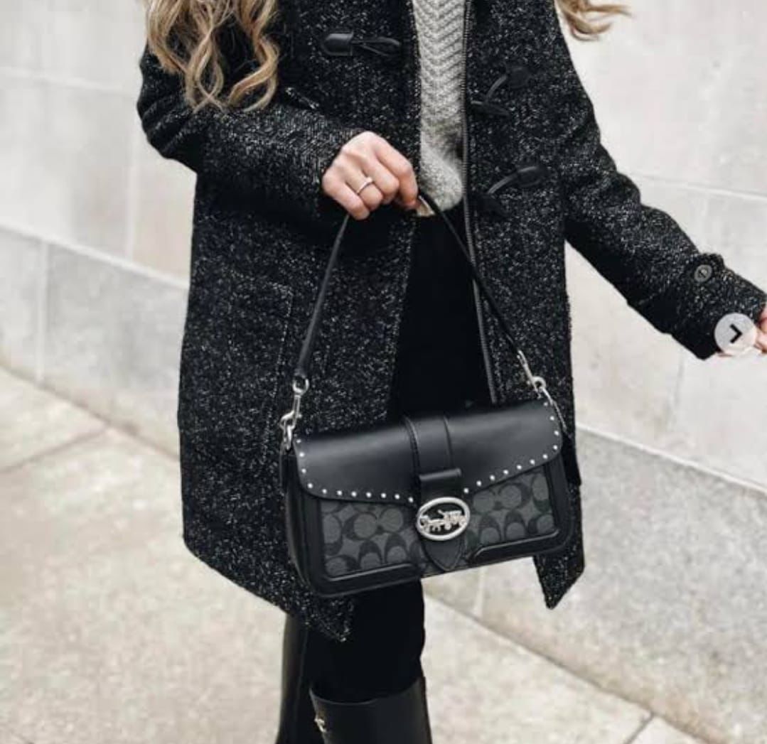Buy First Copy Coach Georgie Shoulder Signature Bag - Master Quality 7A Mirror at Lowest Price Online India