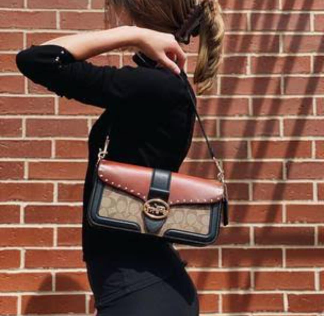 Buy First Copy Coach Georgie Shoulder Signature Bag - Master Quality 7A Mirror at Lowest Price Online India