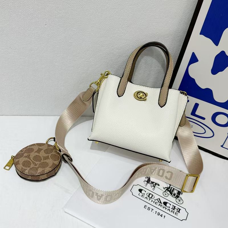 Buy First Copy Coach Willow Pochette 18 Crossbody Bag For Women - Master Quality 7A Mirror at Lowest Price Online India