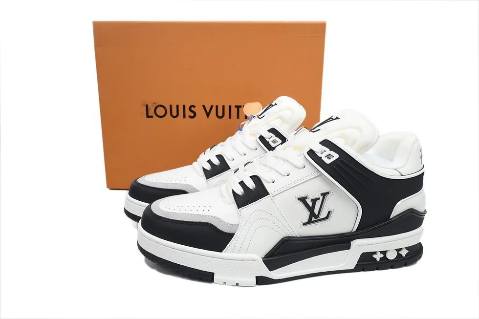 Buy First Copy Louis Vuitton Drip to Rue Sneaker For Men - Master Quality 7A Mirror at Lowest Price Online India