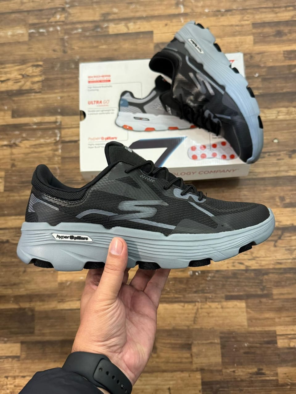 Buy First Copy Skechers GO WALK 7 Men’s Walking Shoes - Master Quality 7A Mirror at Lowest Price Online India