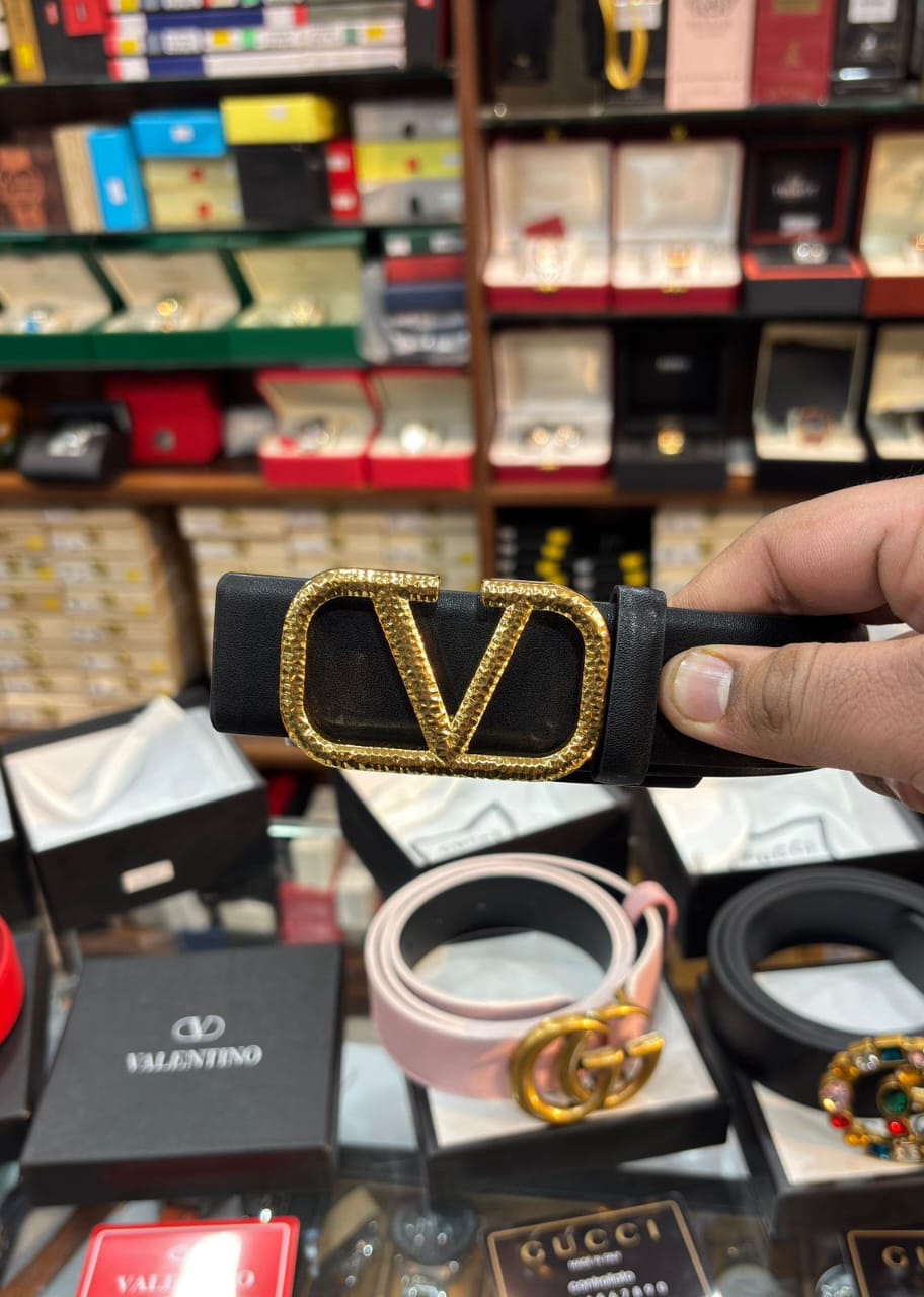 Buy First Copy Unknown Product – additional view showing authentic design. Cash on Delivery available, Free shipping across India, Pan India delivery