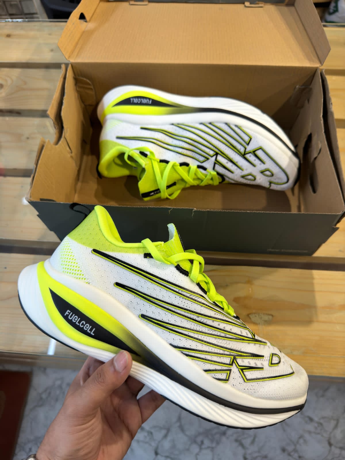 Buy First Copy New Balance Fuel Cell Super Comp v3 Men’s Shoes - Master Quality 7A Mirror at Lowest Price Online India