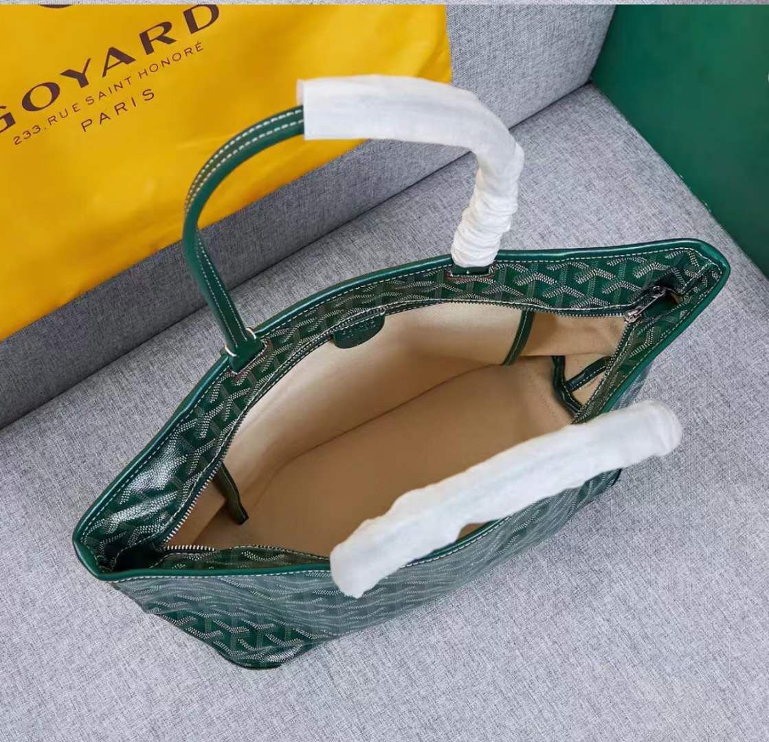 Buy First Copy Goyard Medium Sized Women’s Tote Bag - Master Quality 7A Mirror at Lowest Price Online India
