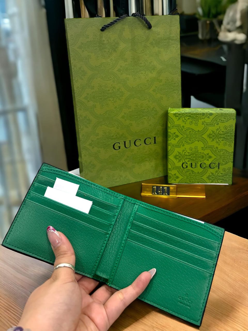 Buy First Copy Gucci Bi-Fold Men’s Wallet - Master Quality 7A Mirror at Lowest Price Online India