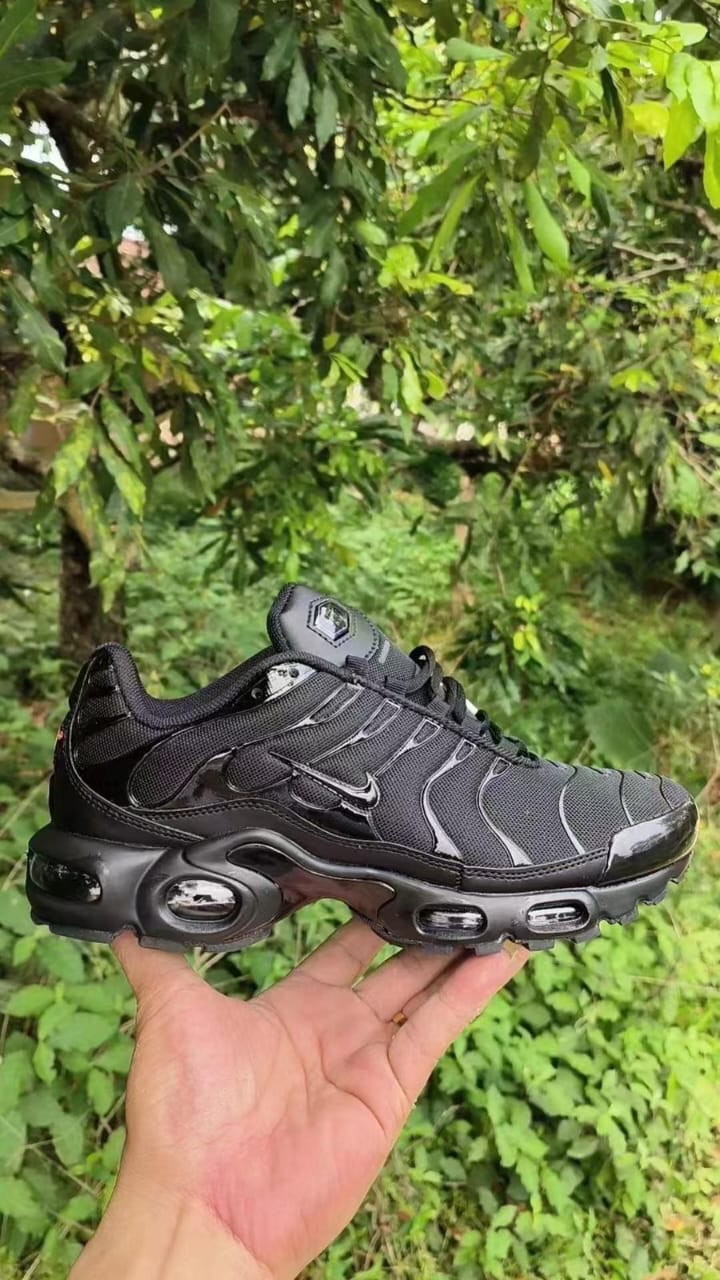 Buy First Copy Nike Air Max TN 2023 Men’s shoes - Master Quality 7A Mirror at Lowest Price Online India