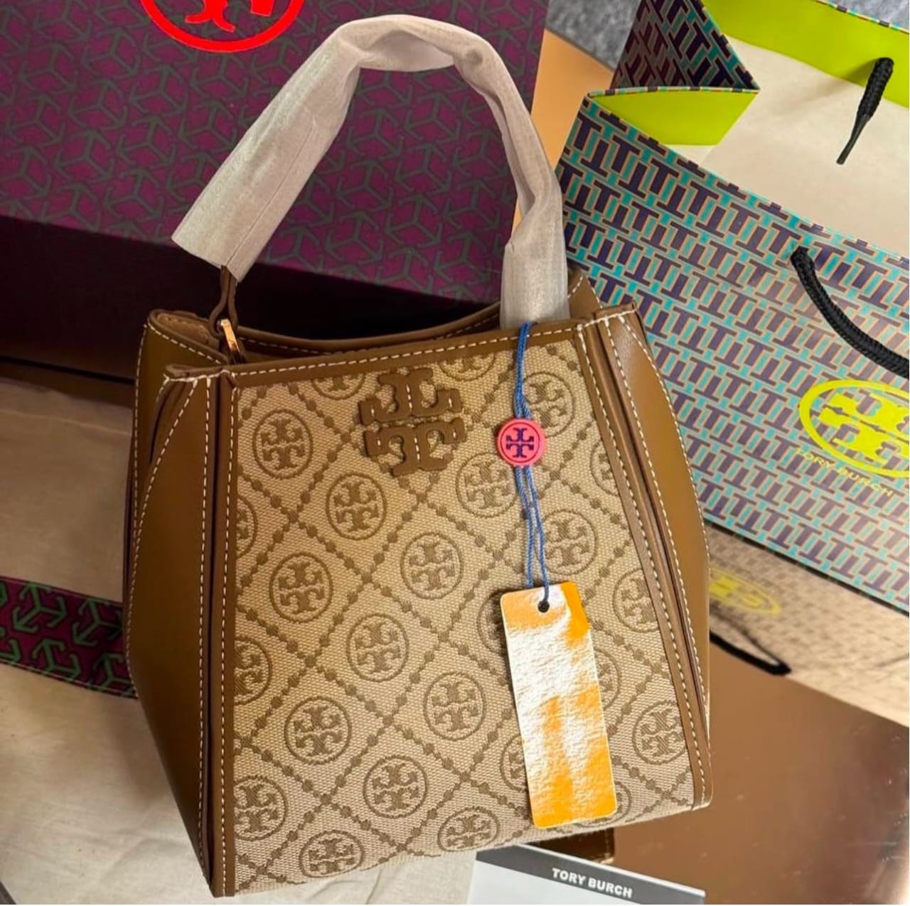 Buy First Copy Tory Burch Bucket Bag For Women - Master Quality 7A Mirror at Lowest Price Online India