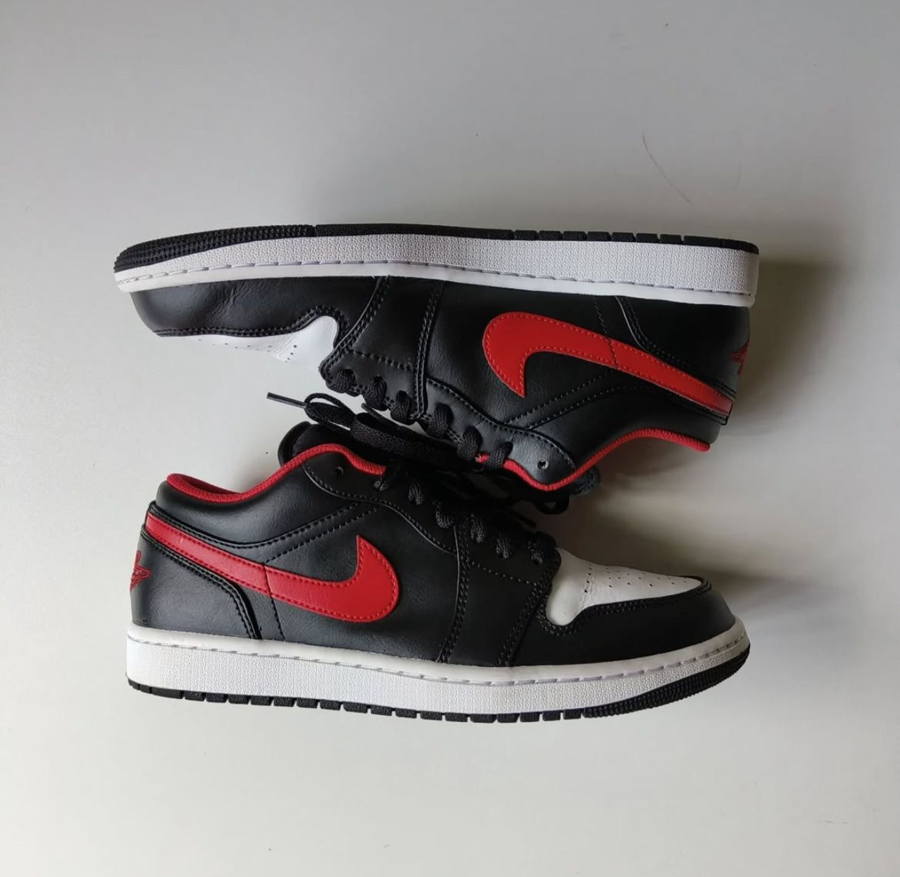 Buy First Copy Jordan Cut Low One Men’s Shoes - Master Quality 7A Mirror at Lowest Price Online India