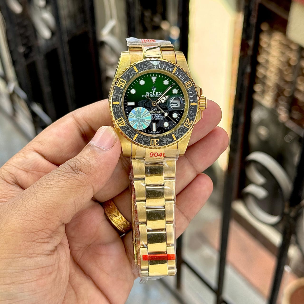 Buy First Copy Rolex Oyster Perpetual Submariner Automatic Men’s Watch 42mm - Master Quality 7A Mirror at Lowest Price Online India