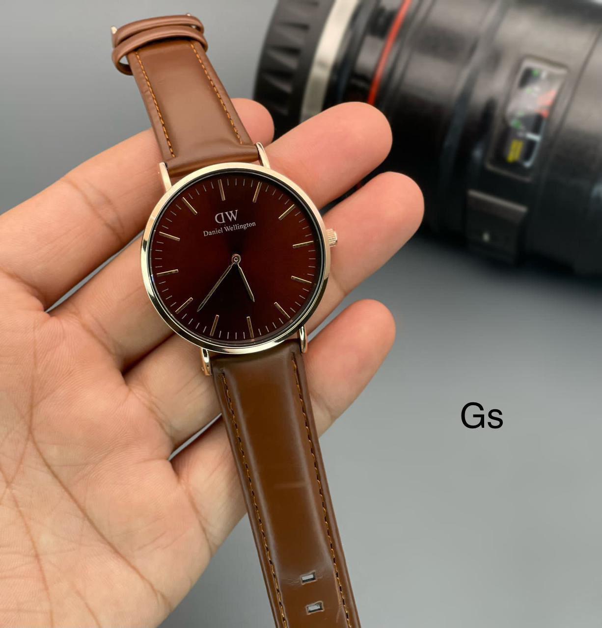 Buy First Copy Daniel Wellington Classic Men’s Watch With Leather Strap - Master Quality 7A Mirror at Lowest Price Online India