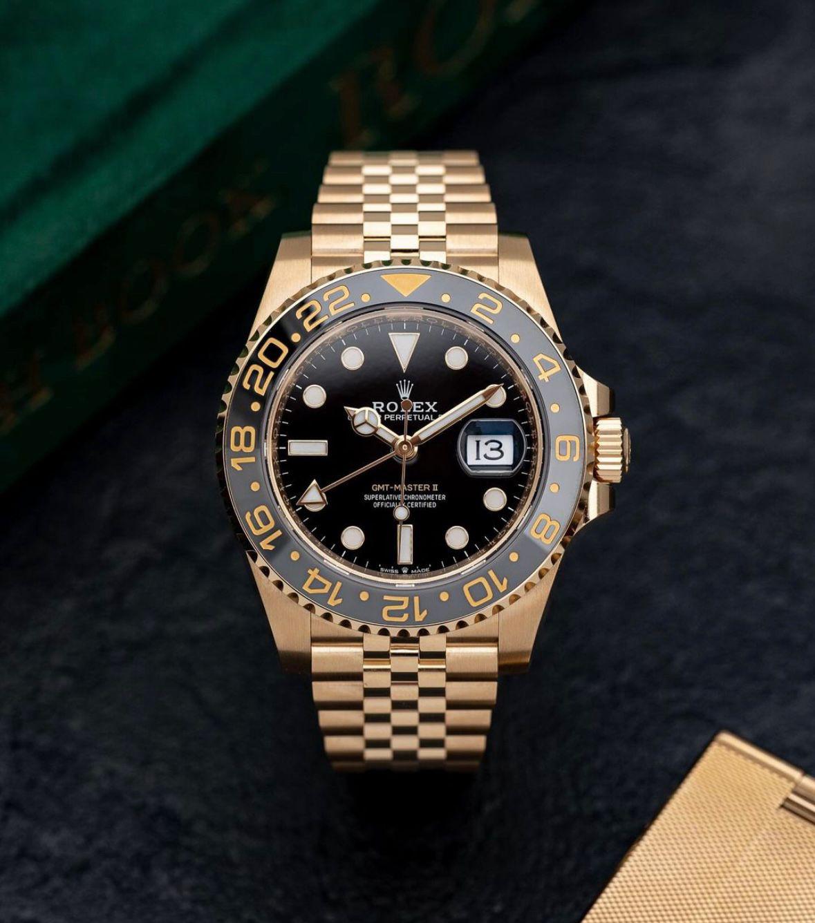 Buy First Copy Rolex GMT-Master II Two-Tone Gold & Black Ceramic Bezel Automatic Men’s Watch - Master Quality 7A Mirror at Lowest Price Online India