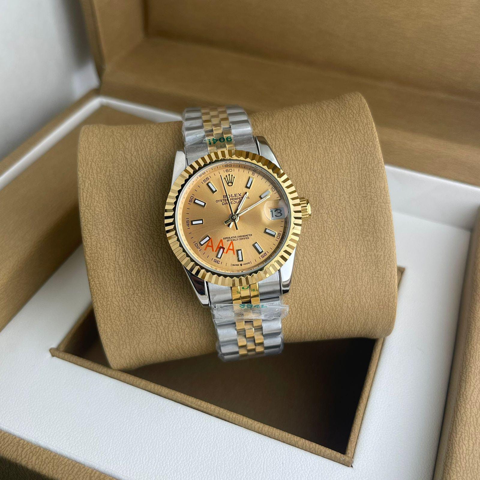 Buy First Copy Rolex Oyster Perpetual Datejust Women’s Watch - Master Quality 7A Mirror at Lowest Price Online India