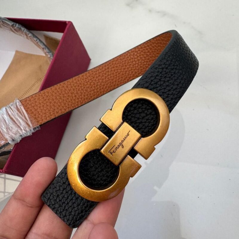 Buy First Copy Salvatore Ferragamo Slim Ladies Belt Black Leather with Iconic Gancini Buckle - Master Quality 7A Mirror at Lowest Price Online India