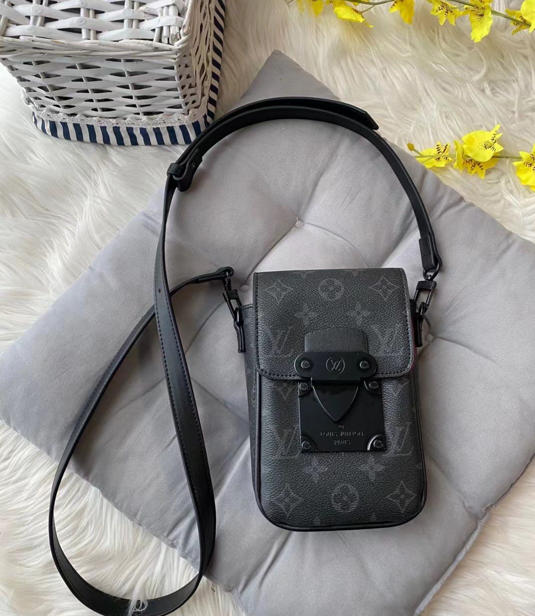 Buy First Copy Louis Vuitton Mobile Wallet Sling Bag - Master Quality 7A Mirror at Lowest Price Online India