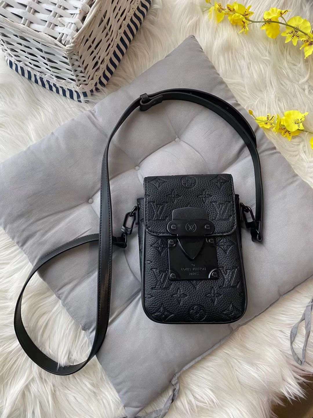Buy First Copy Louis Vuitton Mobile Wallet Sling Bag - Master Quality 7A Mirror at Lowest Price Online India