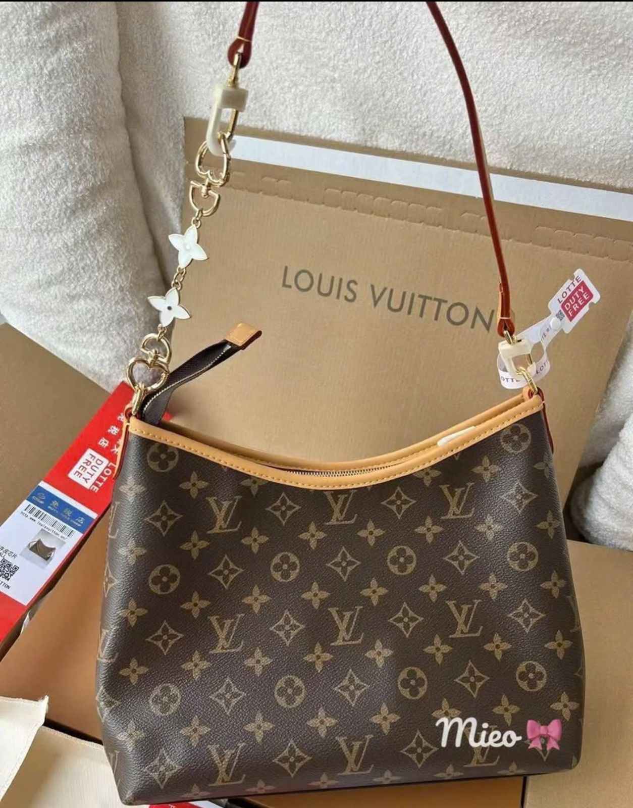Buy First Copy Louis Vuitton CarryAll Hobo Bag for Women - Master Quality 7A Mirror at Lowest Price Online India