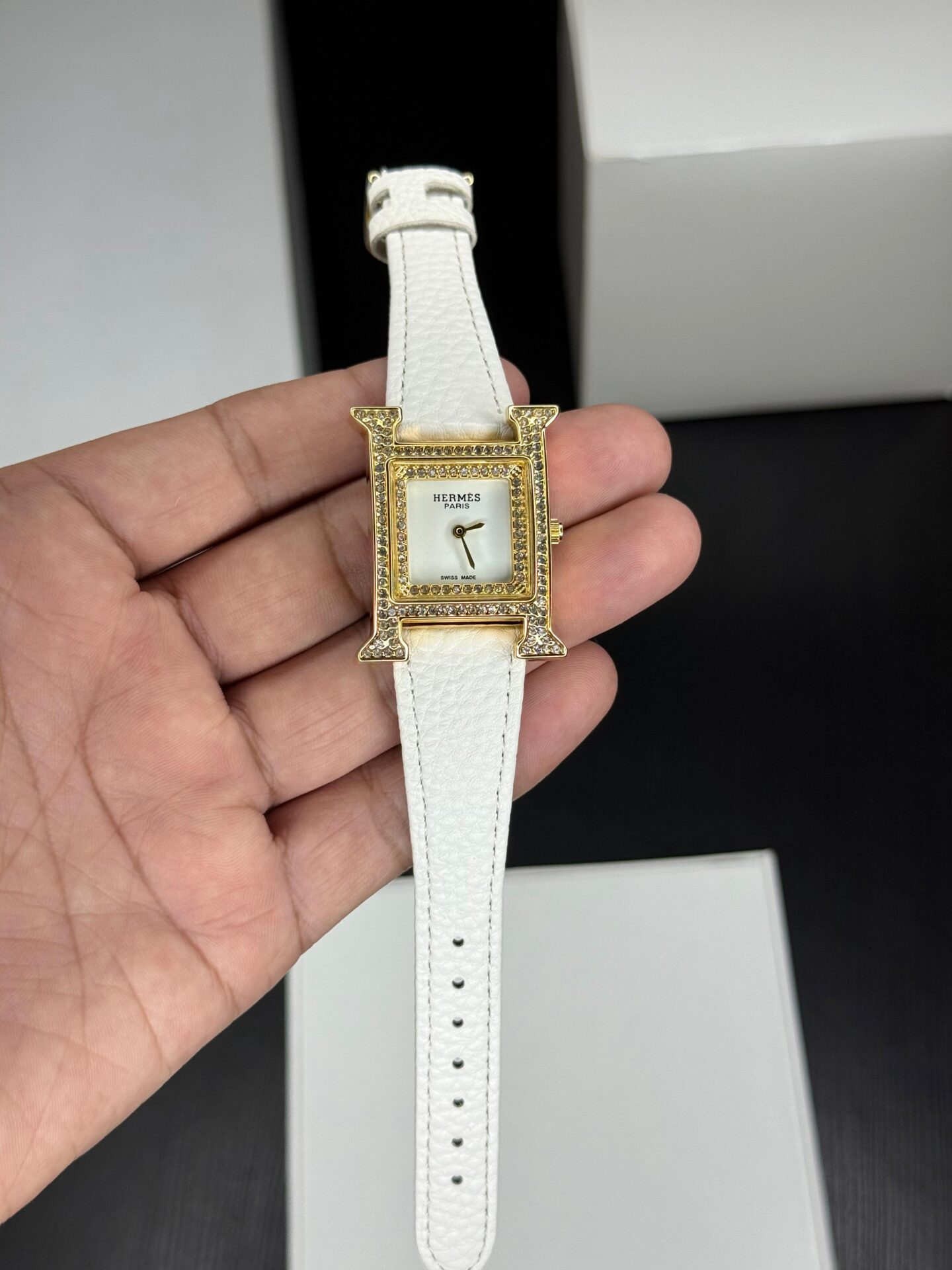 Buy First Copy Hermes H 25mm Ladies Watch - Master Quality 7A Mirror at Lowest Price Online India