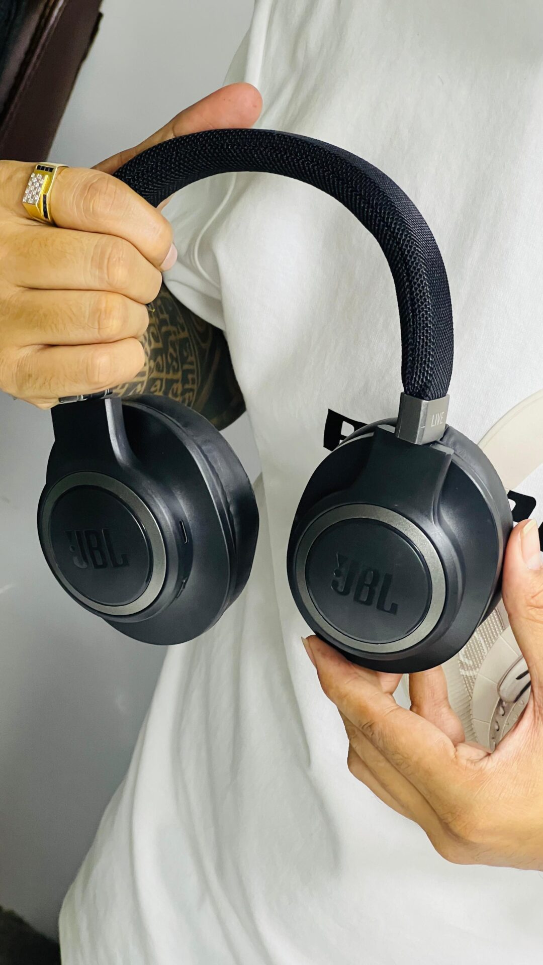 Buy First Copy JBL LIVE 770NC Wireless Headphones - Master Quality 7A Mirror at Lowest Price Online India