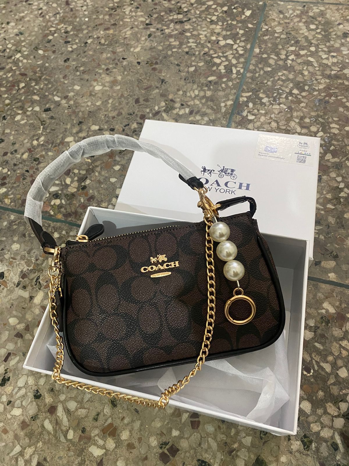 Buy First Copy Coach Pearl Edition Women Shoulder Bags - Master Quality 7A Mirror at Lowest Price Online India