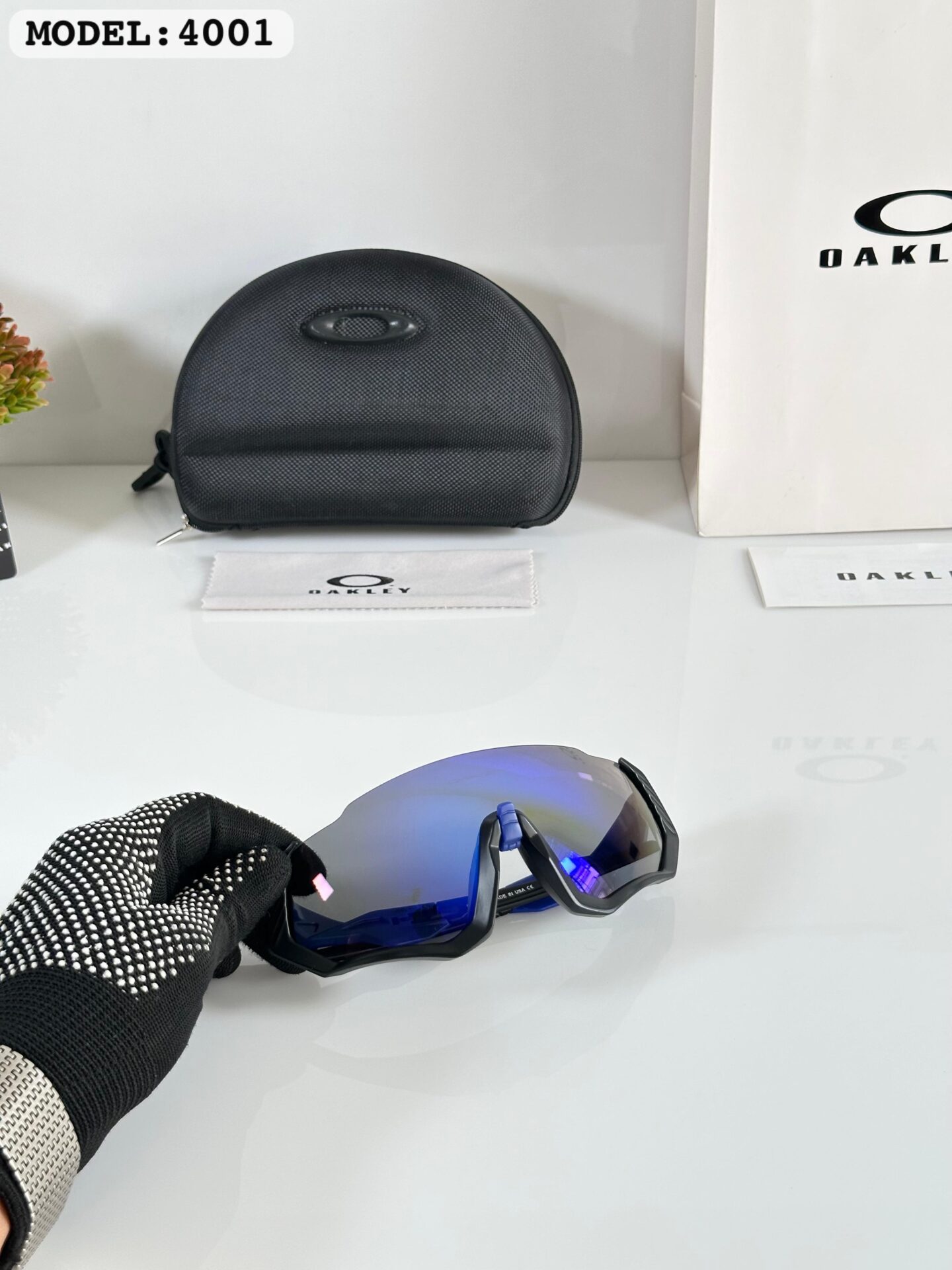 Buy First Copy Oakley Men’s Sport Sunglasses - Master Quality 7A Mirror at Lowest Price Online India