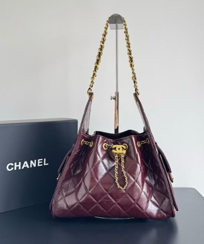 Buy First Copy Chanel Maxi Hobo Shoulder Bag For women - Master Quality 7A Mirror at Lowest Price Online India