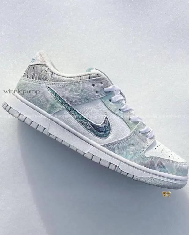 Buy First Copy Nike Sb Dunk Low Special Edition Shoes - Master Quality 7A Mirror at Lowest Price Online India