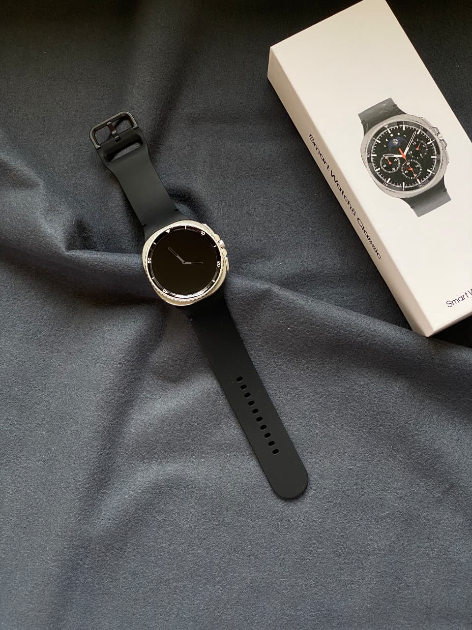 Buy First Copy Samsung Galaxy Watch8 Classic - 8th Gen 1:1 Replica – side view showing authentic design. Cash on Delivery available, Free shipping across India, Pan India delivery, 1:1 master replica with original box