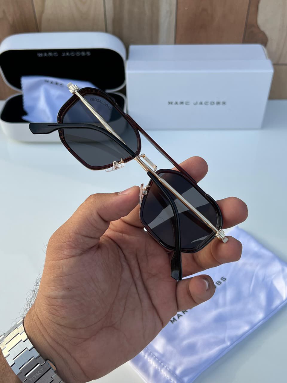 Buy First Copy Marc Jacobs Hexagon Men's Sunglasses – detail shot showing authentic design. Cash on Delivery available, Free shipping across India, Pan India delivery, UV400 protection lenses