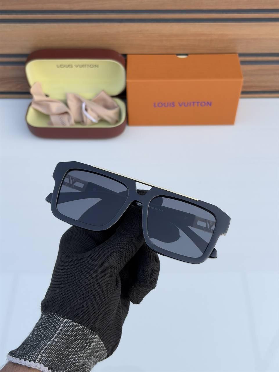 Buy First Copy Louis Vuitton Square Men’s Sunglasses - Master Quality 7A Mirror at Lowest Price Online India