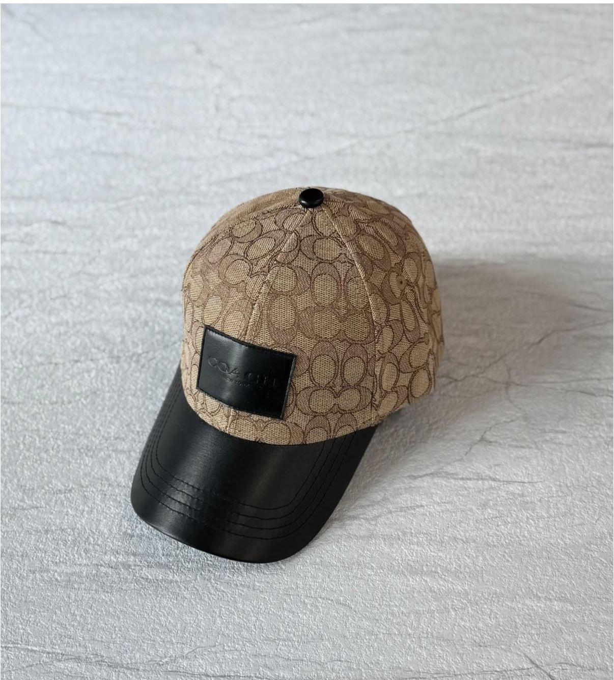 Buy First Copy Coach Signature Series Unisex Caps - Master Quality 7A Mirror at Lowest Price Online India