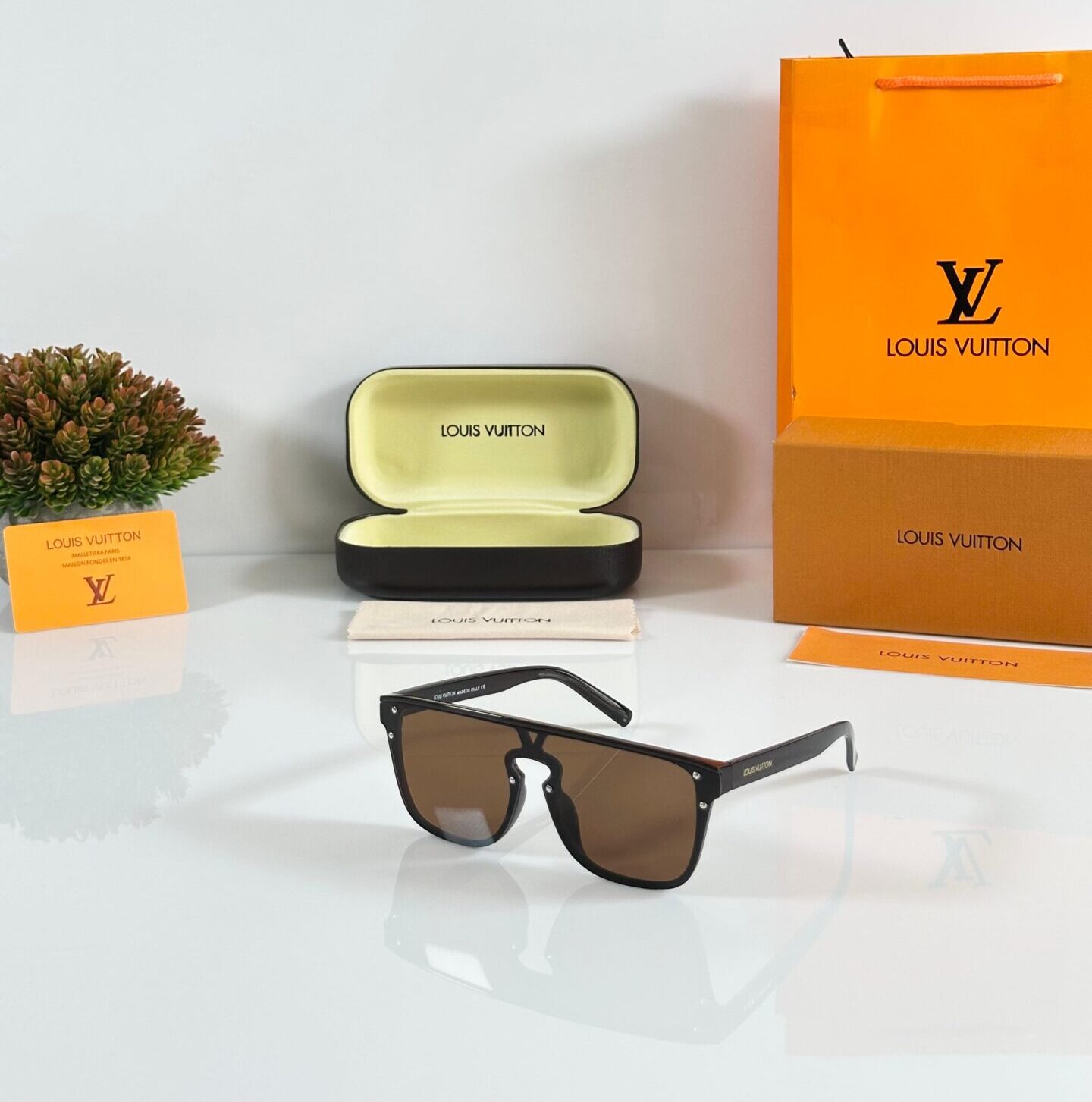 Buy First Copy Louis Vuitton Classic Oversized Square Unisex Sunglasses - Master Quality 7A Mirror at Lowest Price Online India