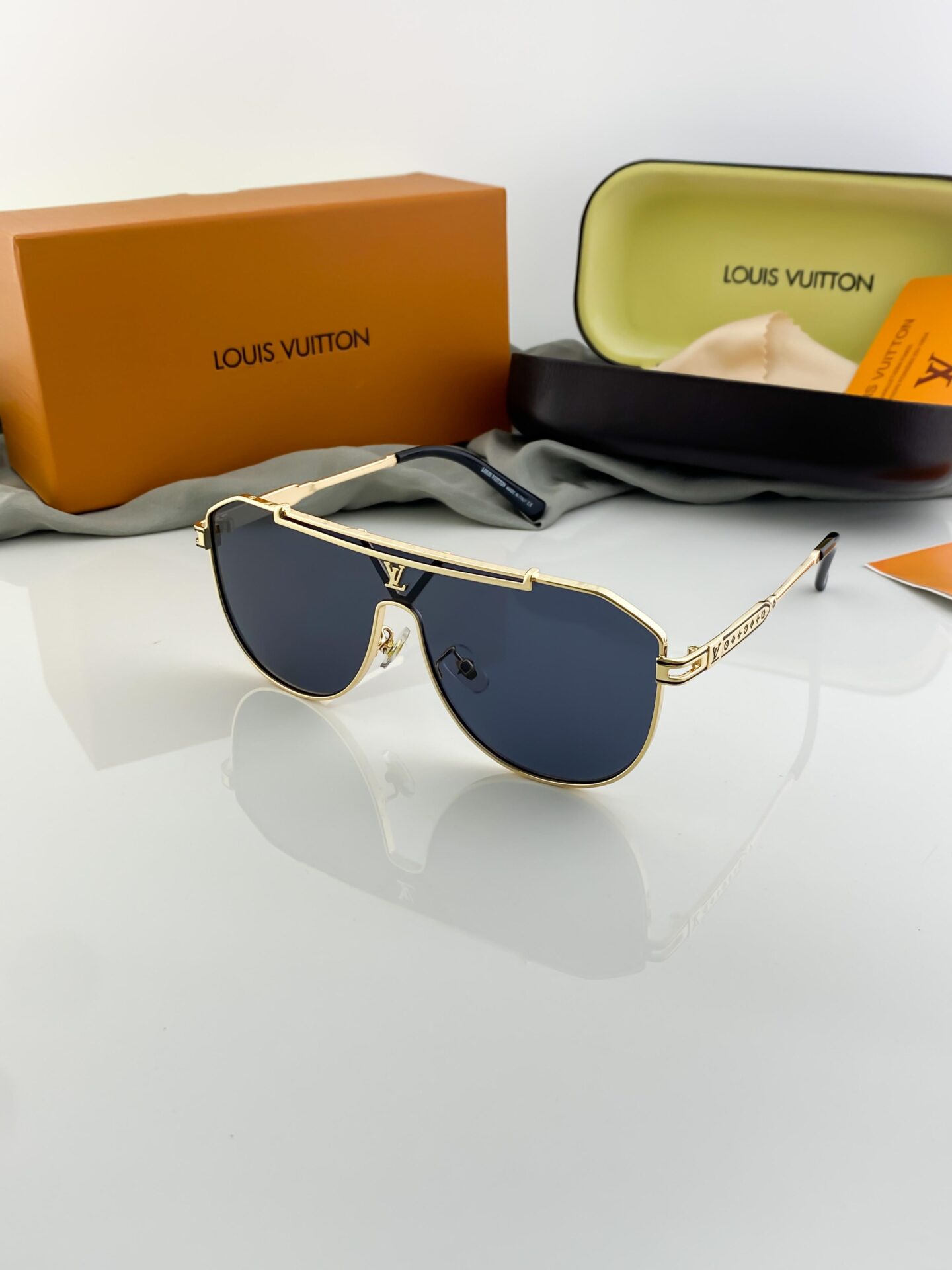 Buy First Copy Louis Vuitton Aviator Men’s Sunglasses with signature LV engravings - Master Quality 7A Mirror at Lowest Price Online India