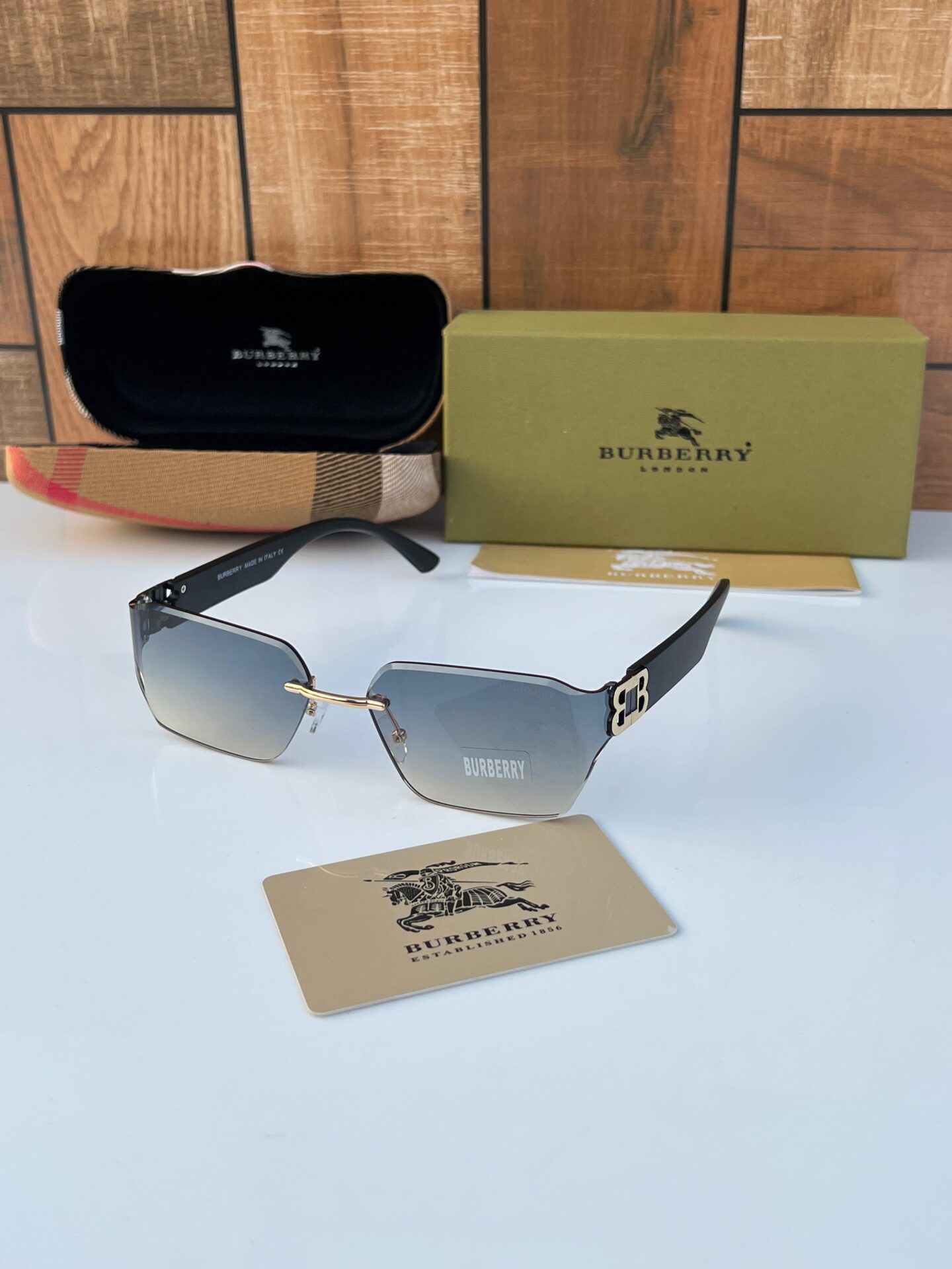 Buy First Copy Burberry Unisex Sunglasses - Master Quality 7A Mirror at Lowest Price Online India