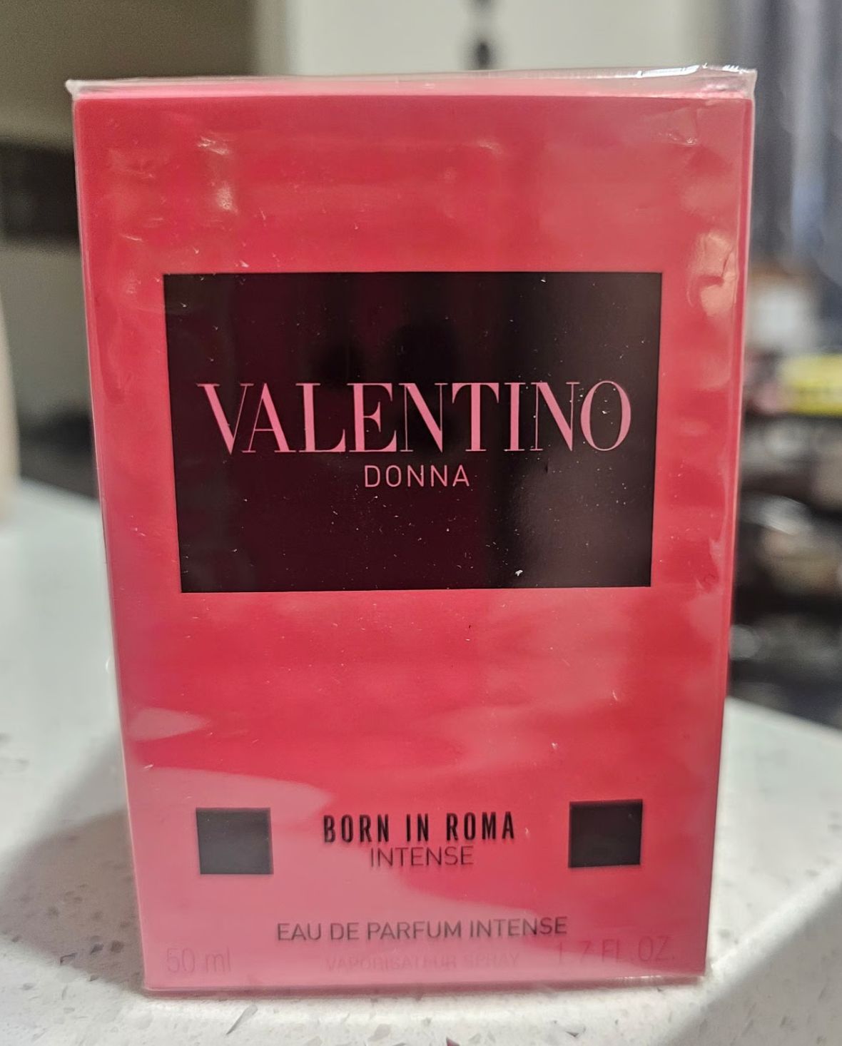 Buy First Copy Valentino Donna Born In Roma Intense Eau de Parfum – 50ml, Rich Amber Vanilla, Long-Lasting Women’s Perfume - Master Quality 7A Mirror at Lowest Price Online India