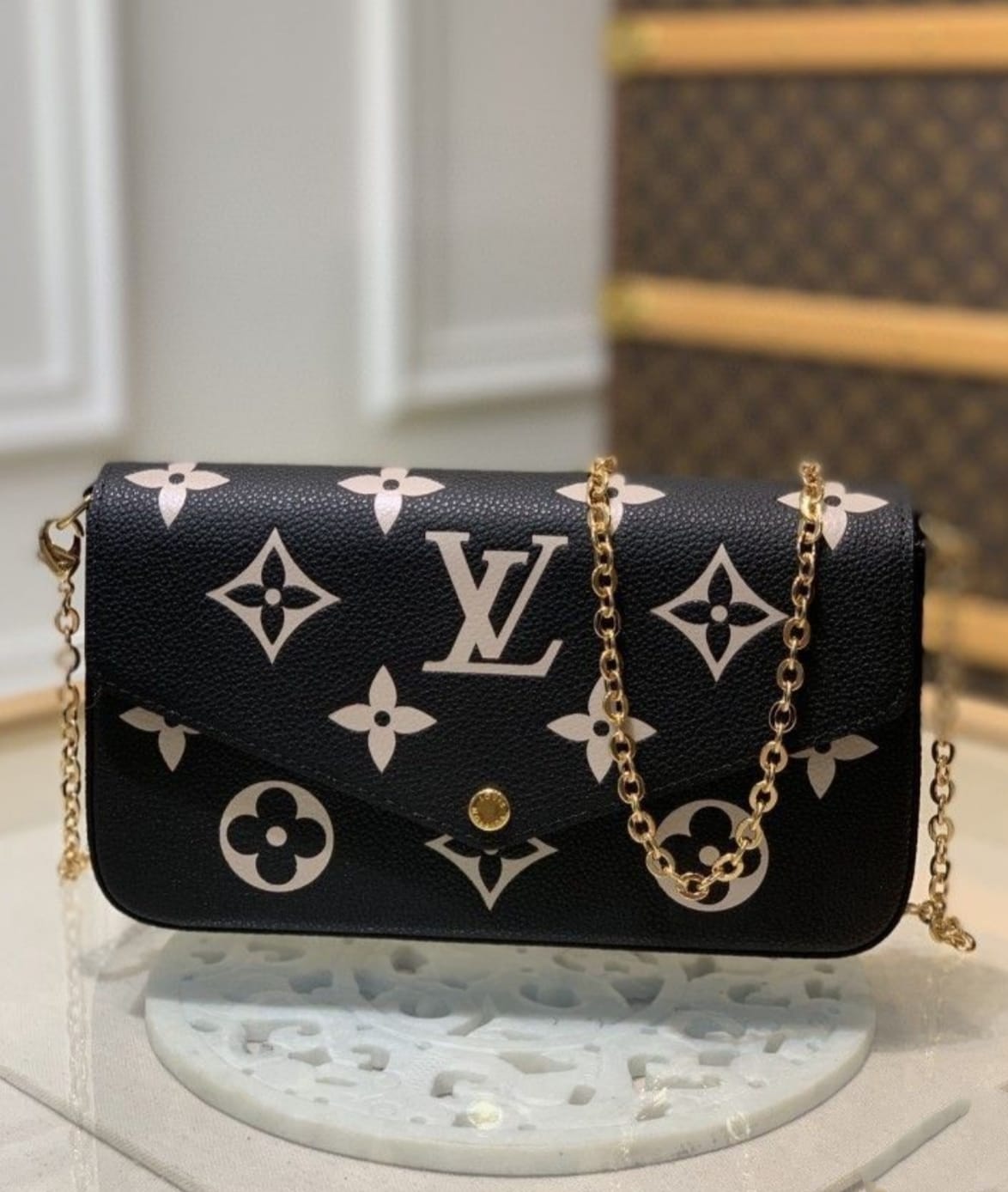 Buy First Copy Louis Vuitton Pochette Félicie Women’s Bag with Sling - Master Quality 7A Mirror at Lowest Price Online India