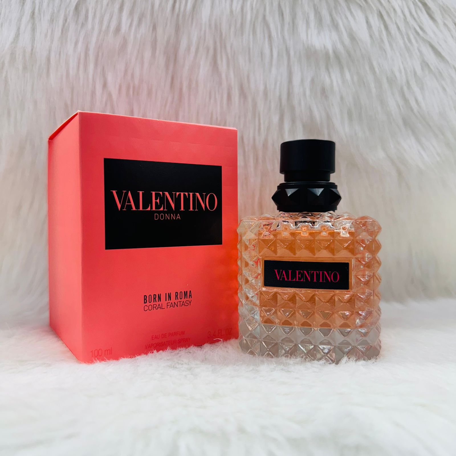 Buy First Copy Valentino Donna Born In Roma & Voce Viva Women’s EDP, Intense, Coral Fantasy & Green Stravaganza 100ml Luxury Collection – premium 1:1 master replica with original box packaging. Cash on Delivery available, Free shipping across India, Pan India delivery, Long-lasting fragrance